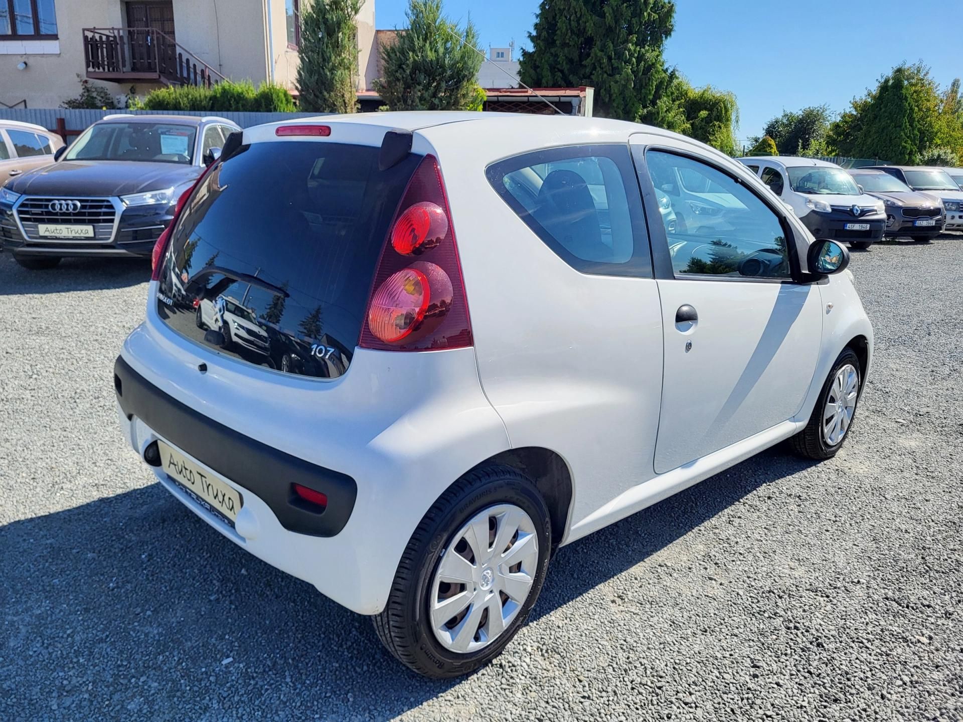 Peugeot 107, 1.0 VTi 50kW *ČR *1.majitel - fotka 4