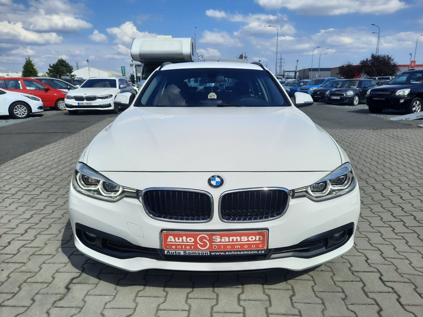 BMW Řada 3, 318i 100kW *AUTOMAT* - fotka 2