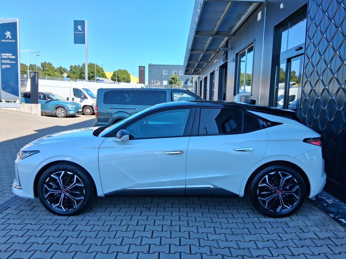 DS 4, PERFORM. LINE+ 1.2 PT 96 kW - fotka 4