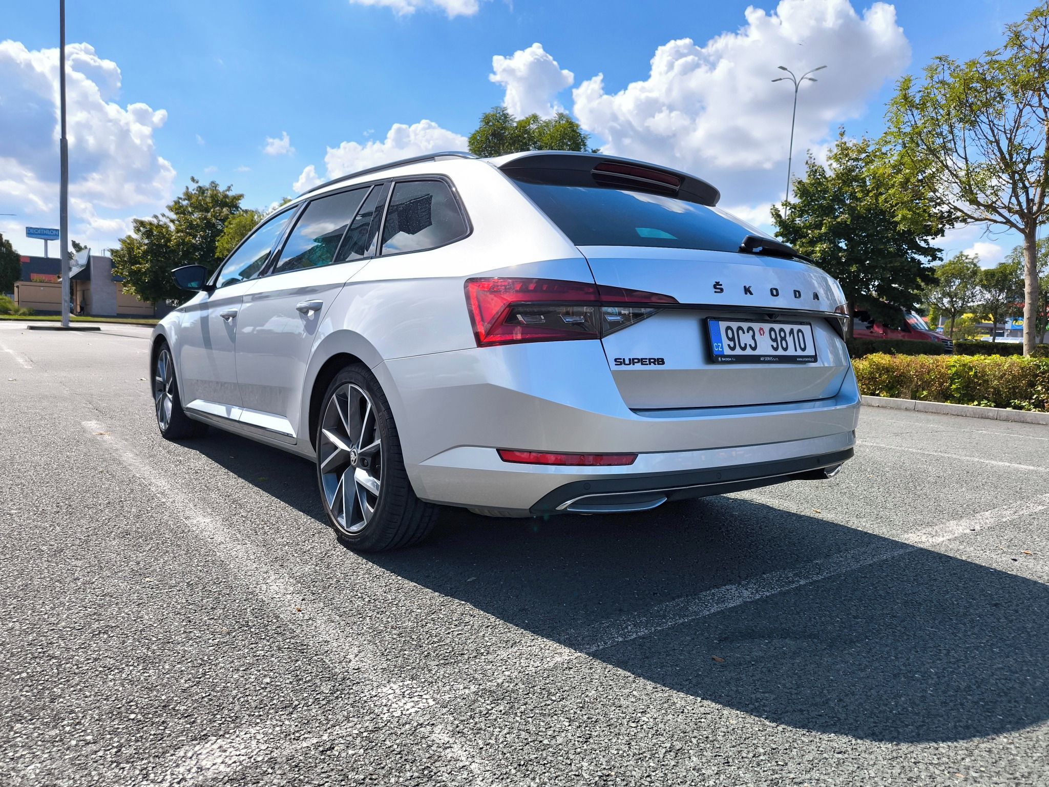 Škoda Superb, Sportline - fotka 6