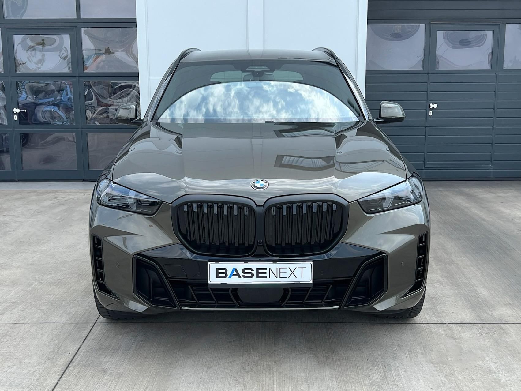 BMW X5, xDrive40d M-Sport - fotka 2