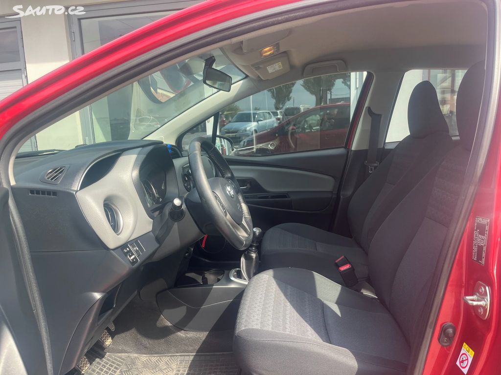 Toyota Yaris, fotka 13