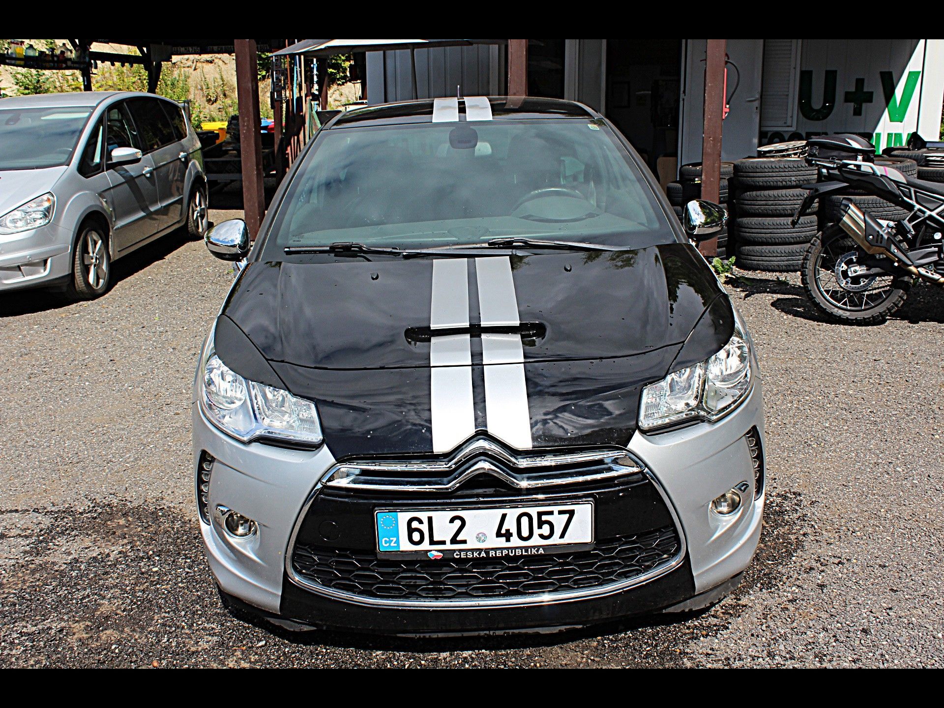 Citroën DS3, 1.6  155 PS - fotka 2