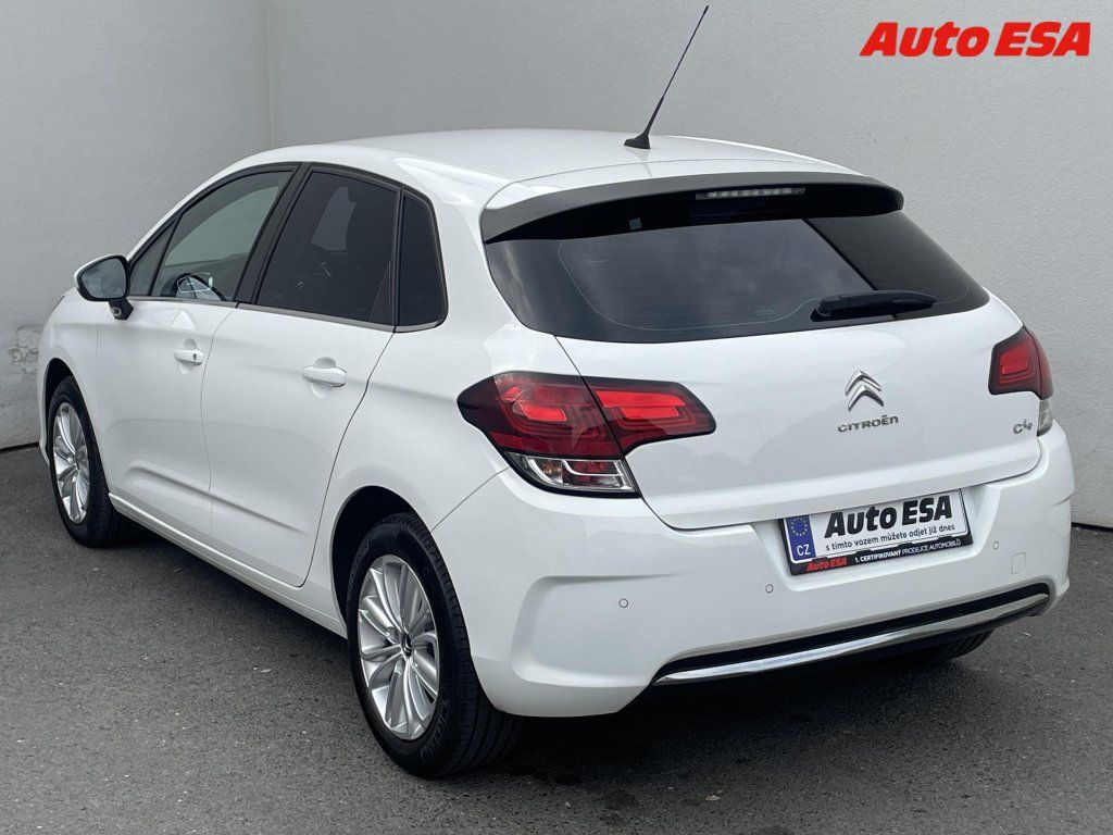 Citroën C4, 1.6HDi,AC,park.asist - fotka 6