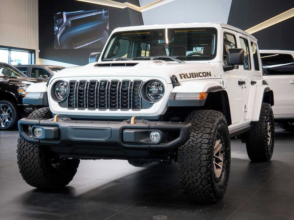 Jeep Wrangler, 6.4 Rubicon 392 V8 4x4 35 Pneu