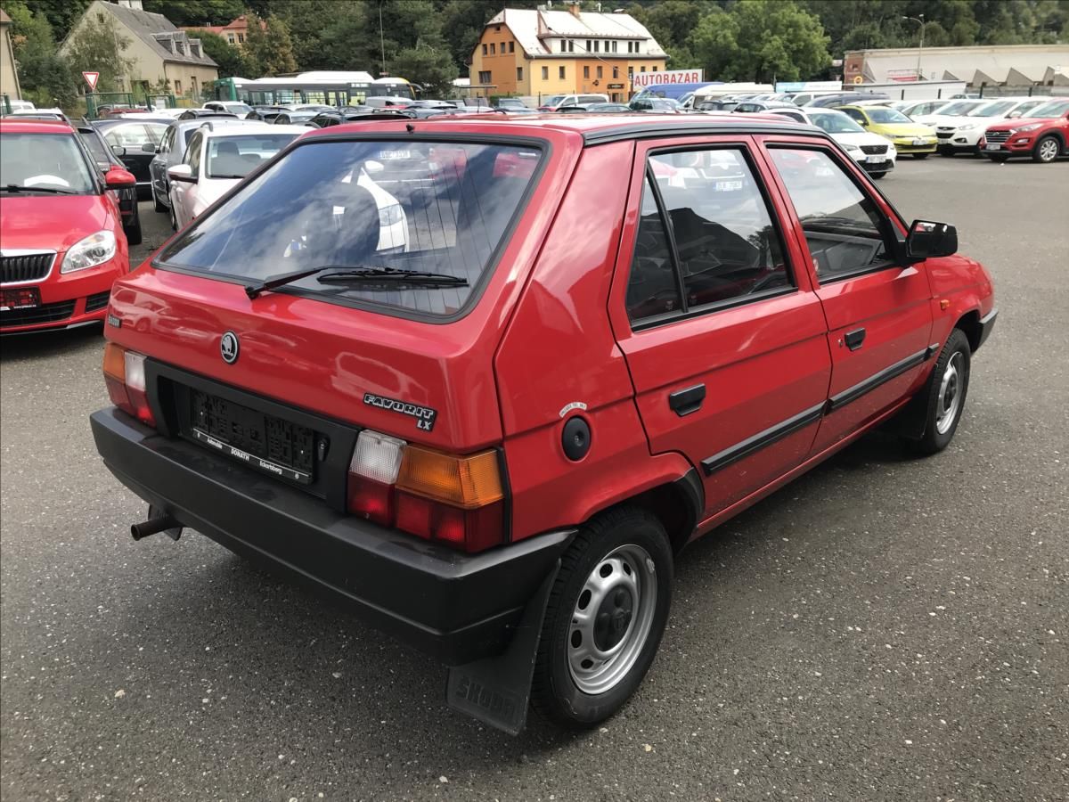 Škoda Favorit, 1,3 LXi 40kW 58tkm! TOP! - fotka 5