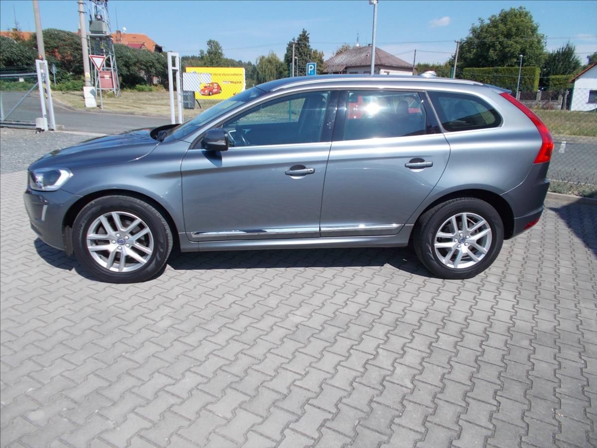 Volvo XC60, 2,0 D D3 SUMMUM AT TZ KRÁSNÉ - fotka 4