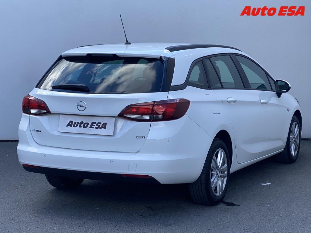 Opel Astra, 1.6 CDTi,ČR,Enjoy - fotka 4