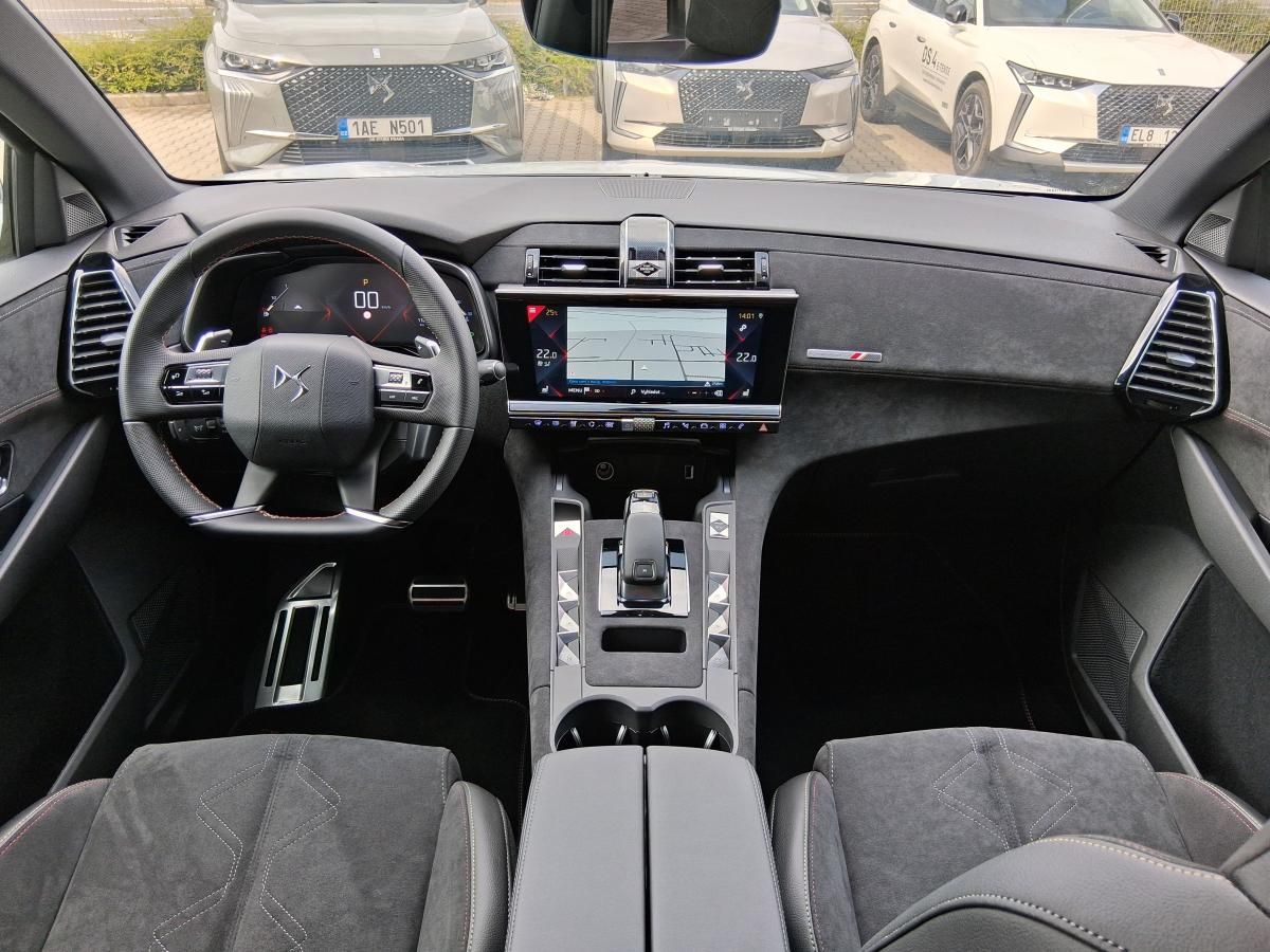 DS 7 Crossback, PERFOR. LINE 1.5 BLUEHDI 96 kW - fotka 2
