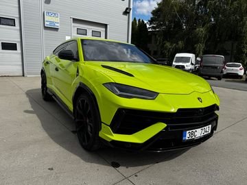 Lamborghini Urus S