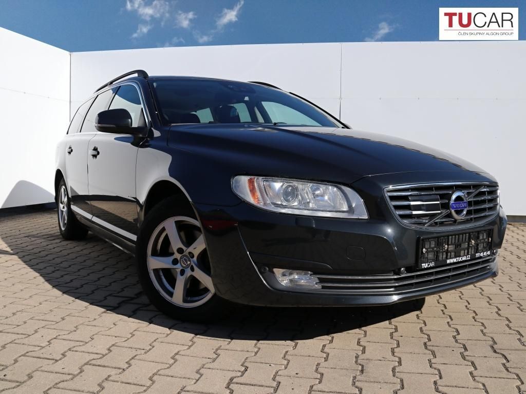 Volvo V70, 2.0 Diesel Automat Kombi - fotka 2