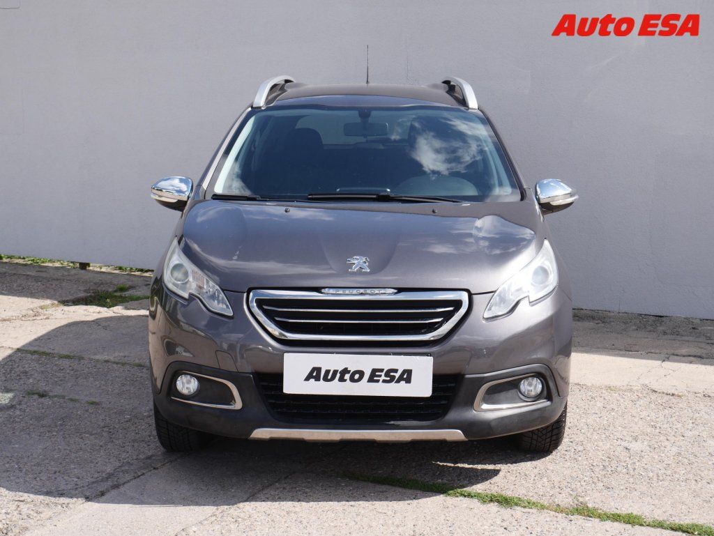 Peugeot 2008, 1.2i,AC,temp - fotka 2