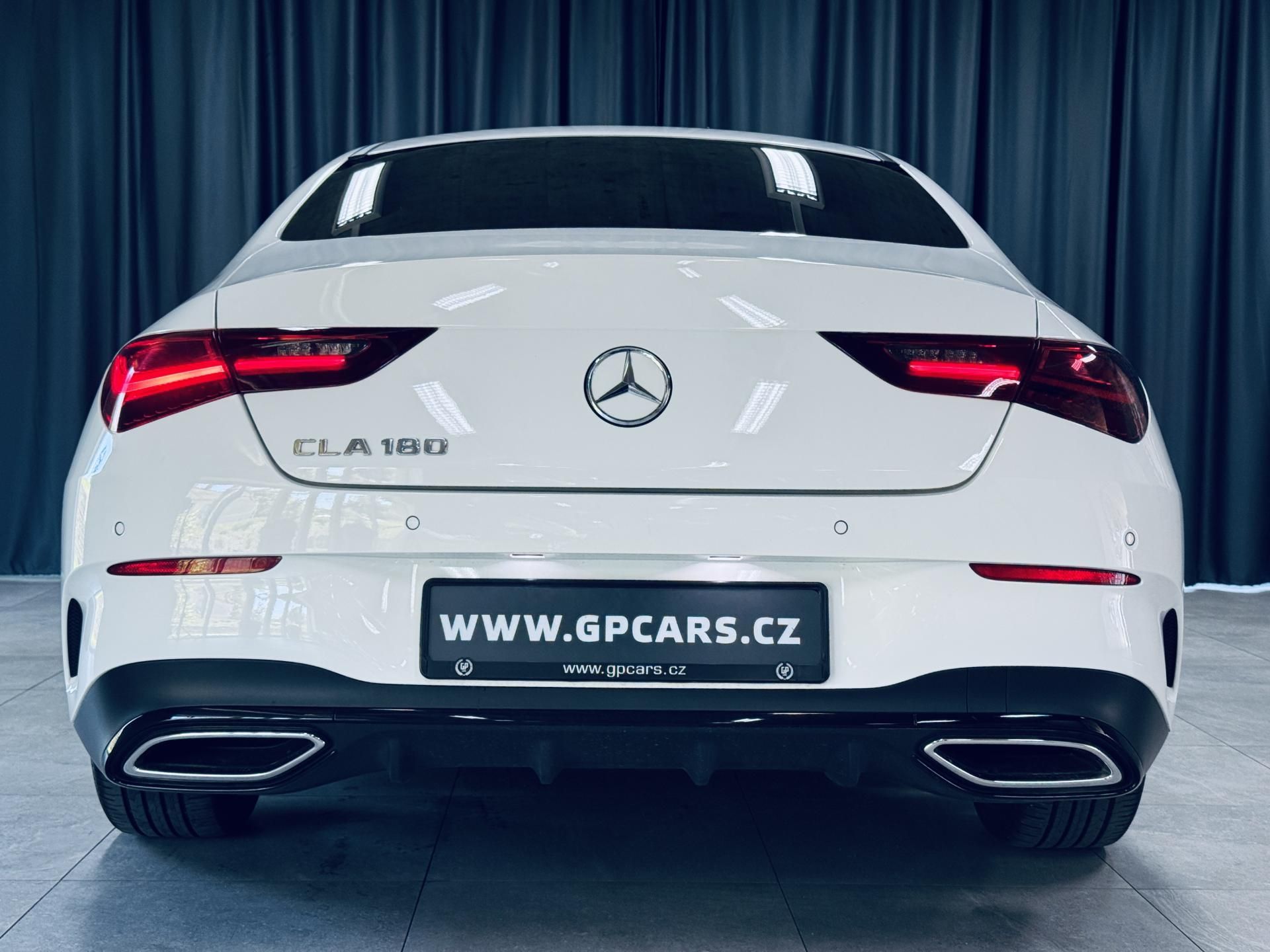 Mercedes-Benz CLA, 180*AMG*KEYLESS*KAMERA*CZ - fotka 5