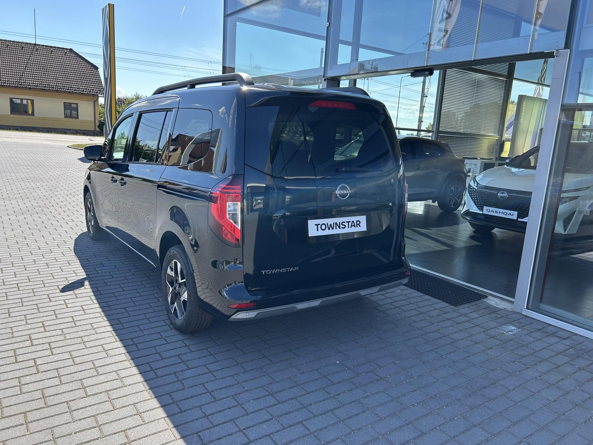 Nissan Townstar, TEKNA L2 1.3 DIG-T 131K MT 6 - fotka 4