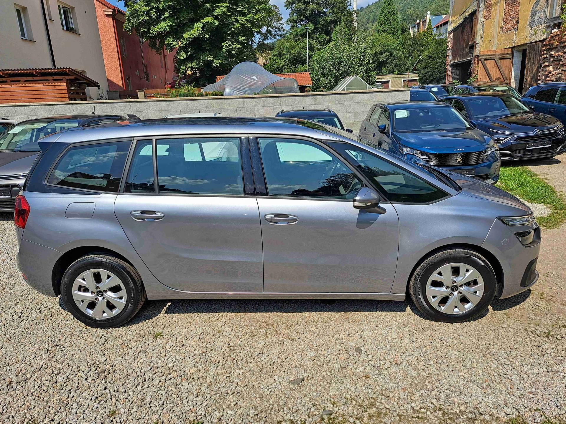 Citroën Grand C4 SpaceTourer, 1,5 HDI EAT8 16ALU PDC NAVI - fotka 2