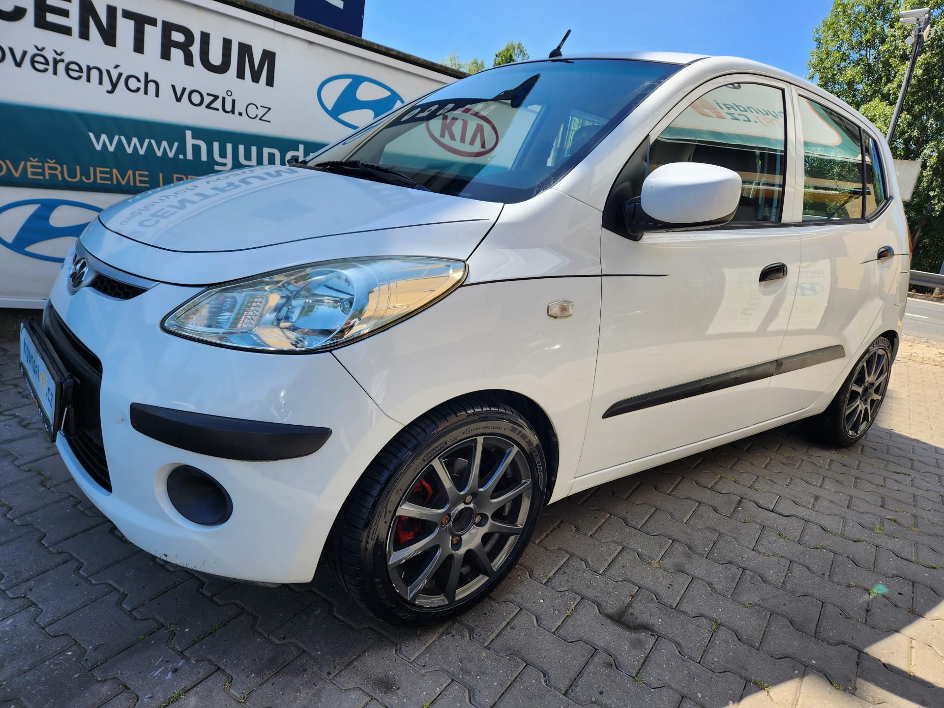 Hyundai i10, 1.0-KAMERA-KLIMA - fotka 3