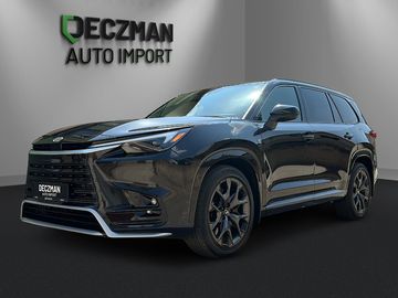 F SPORT Performance 3