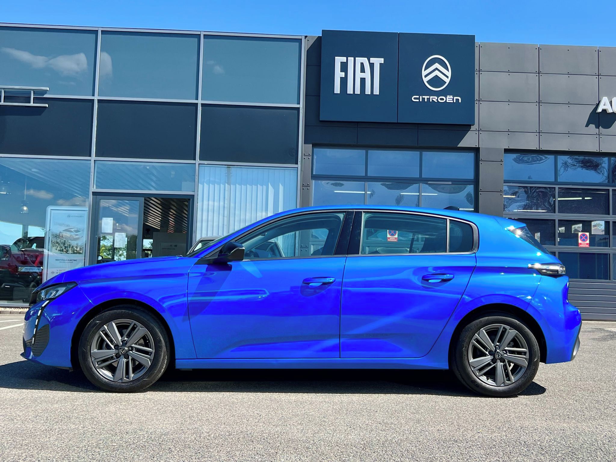 Peugeot 308, 1.2 130k ACTIVE PACK ZÁRUKA ČR - fotka 4