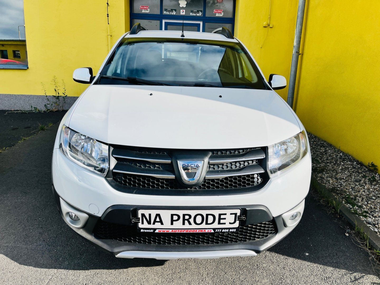 Dacia Sandero, STEPWAY 0.9 i BENZÍN KLIMA - fotka 2