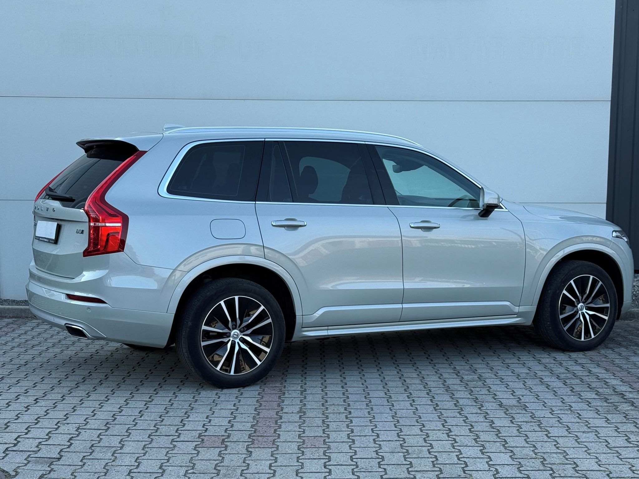 Volvo XC90, 2.0d 173 kW - fotka 2