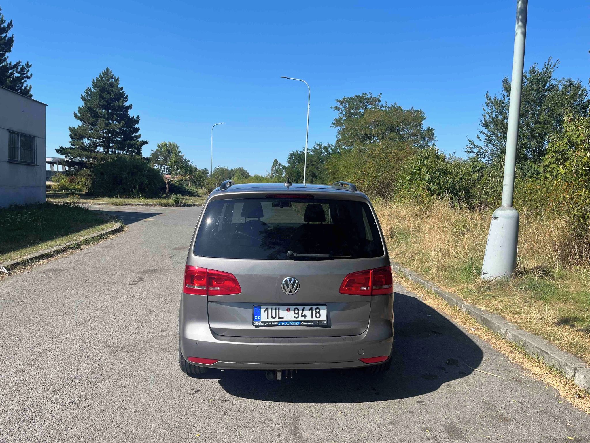 Volkswagen Touran - fotka 6