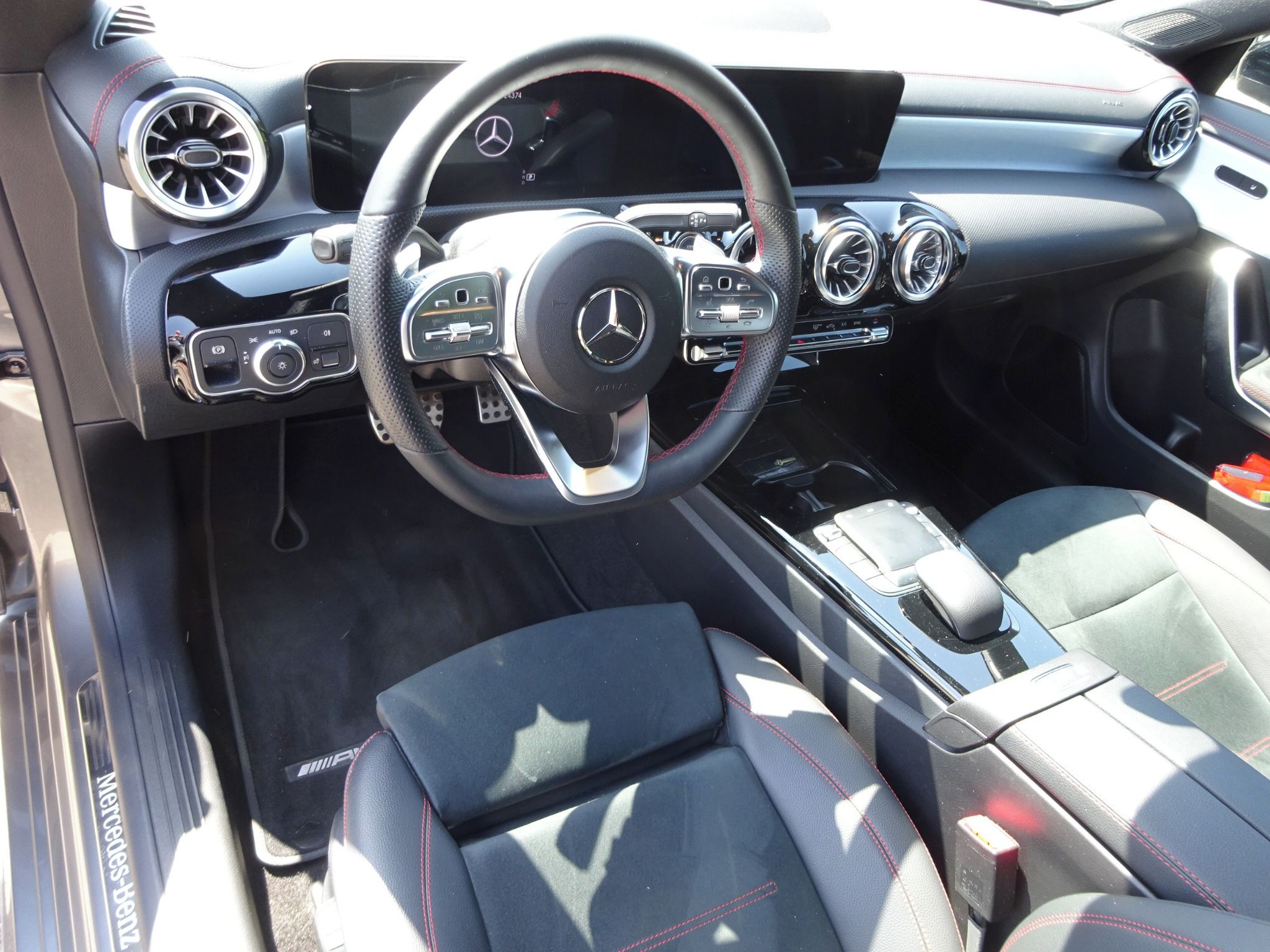 Mercedes-Benz CLA, 250 4MATIC 1.MAJITEL - fotka 5