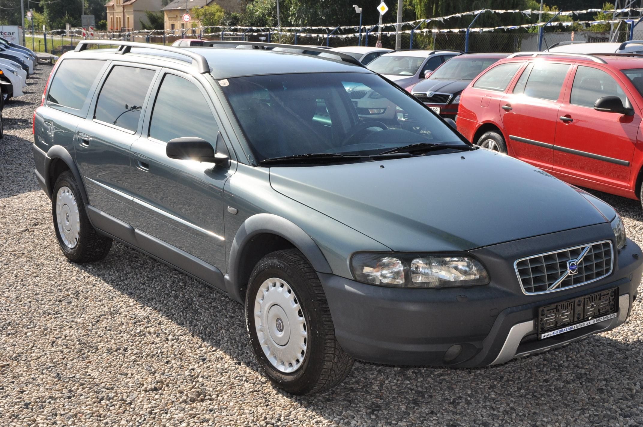 Volvo XC70, D5 120kW 4x4 A/T - fotka 2