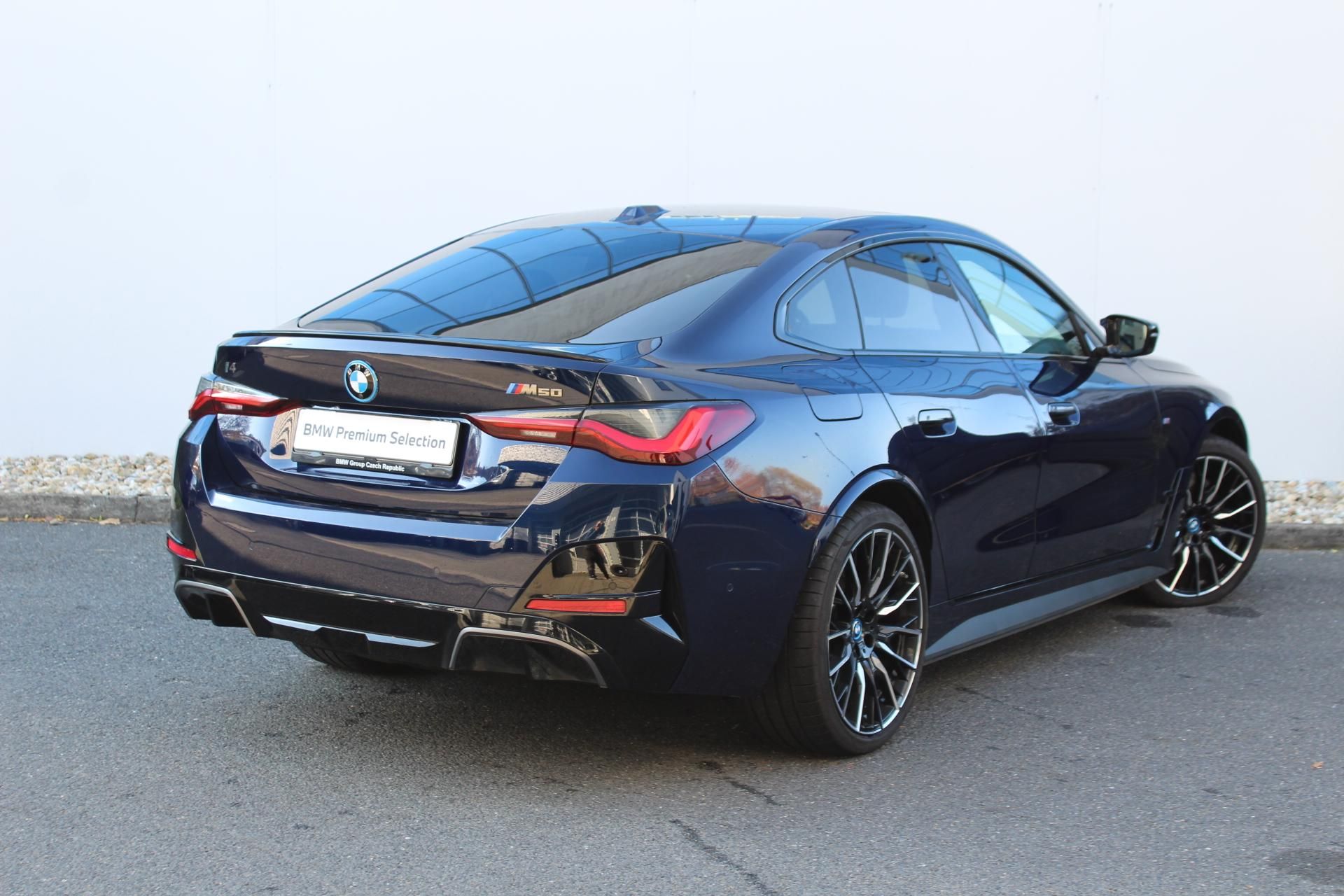 BMW i4, M50 - fotka 2