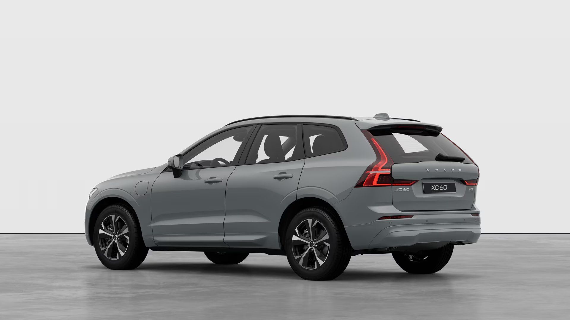 Volvo XC60, CORE, T6 AWD, 186+107 kW / 253 - fotka 4