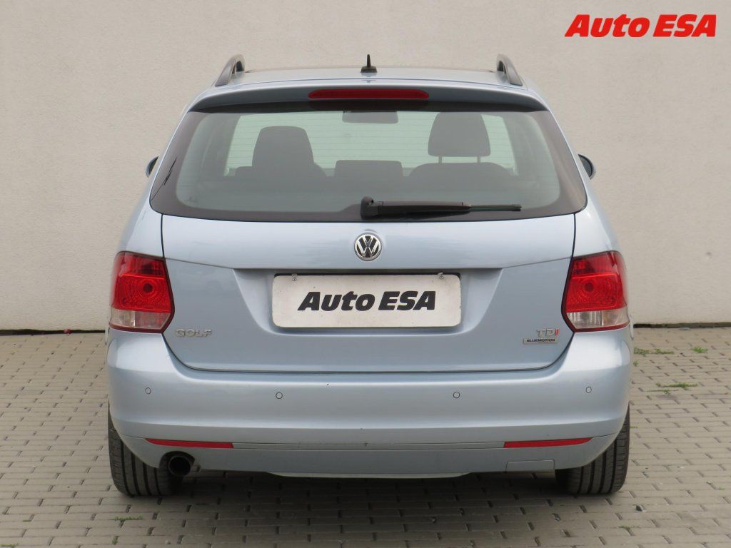 Volkswagen Golf, 1.6 TDi,Panor,výhřev sed - fotka 5