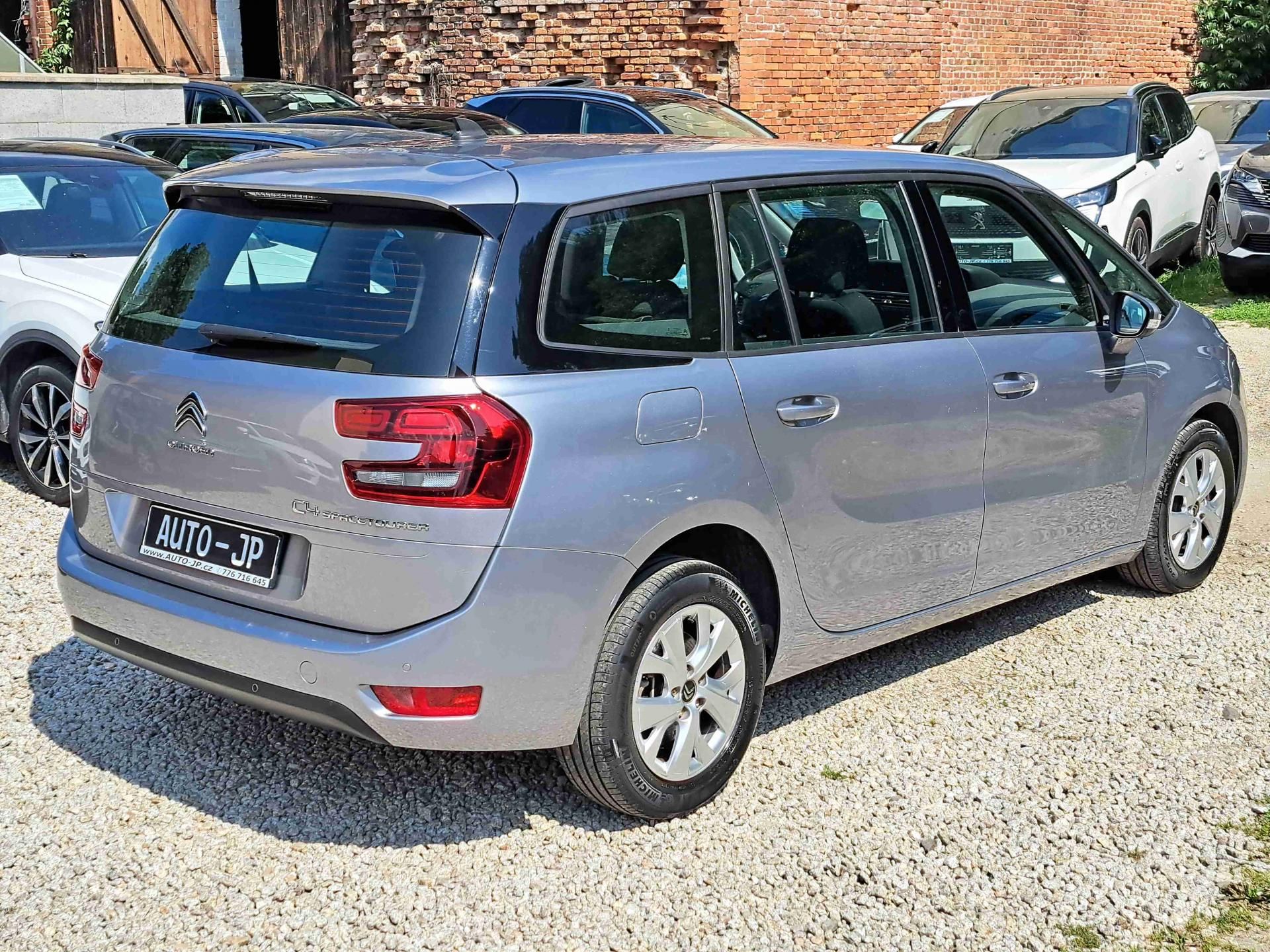 Citroën Grand C4 SpaceTourer, 1,5 HDI EAT8 16ALU PDC NAVI - fotka 3