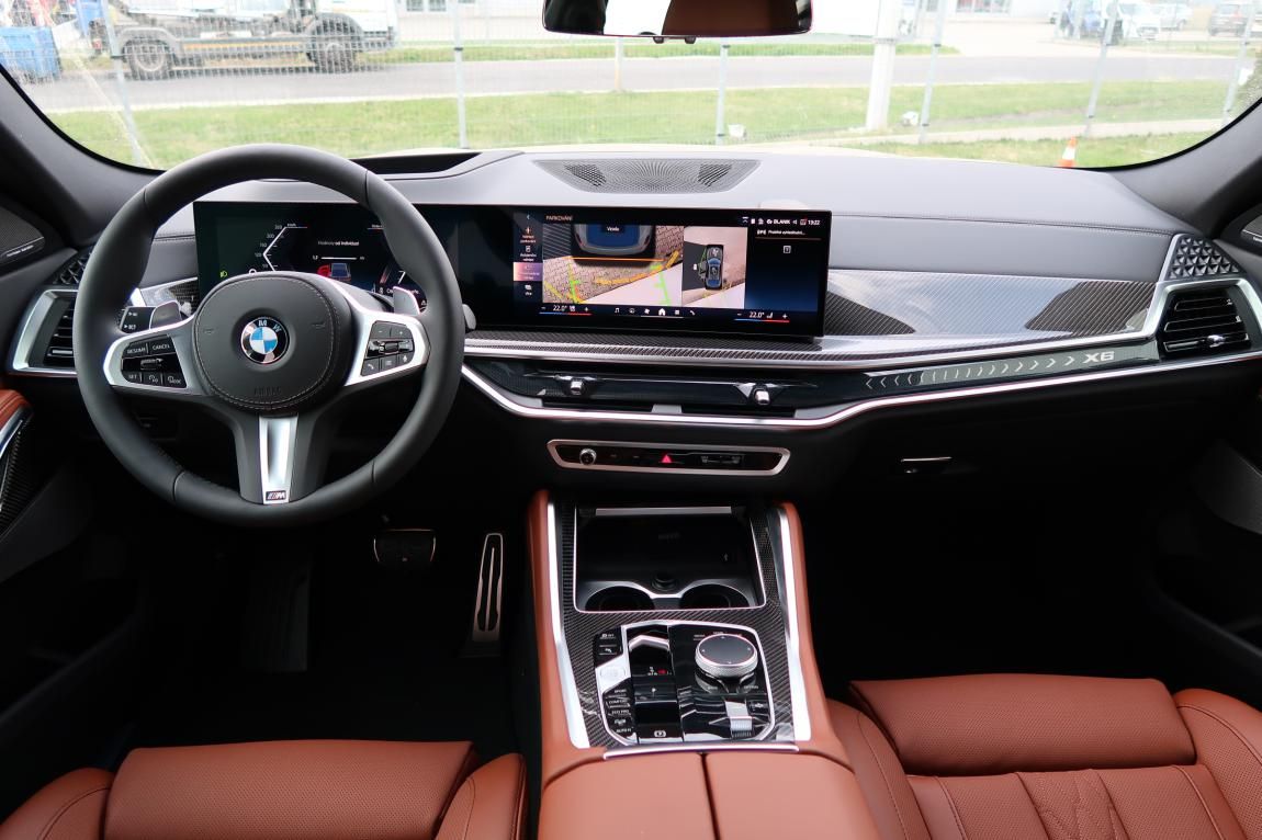 BMW X6, xDrive40d - fotka 4