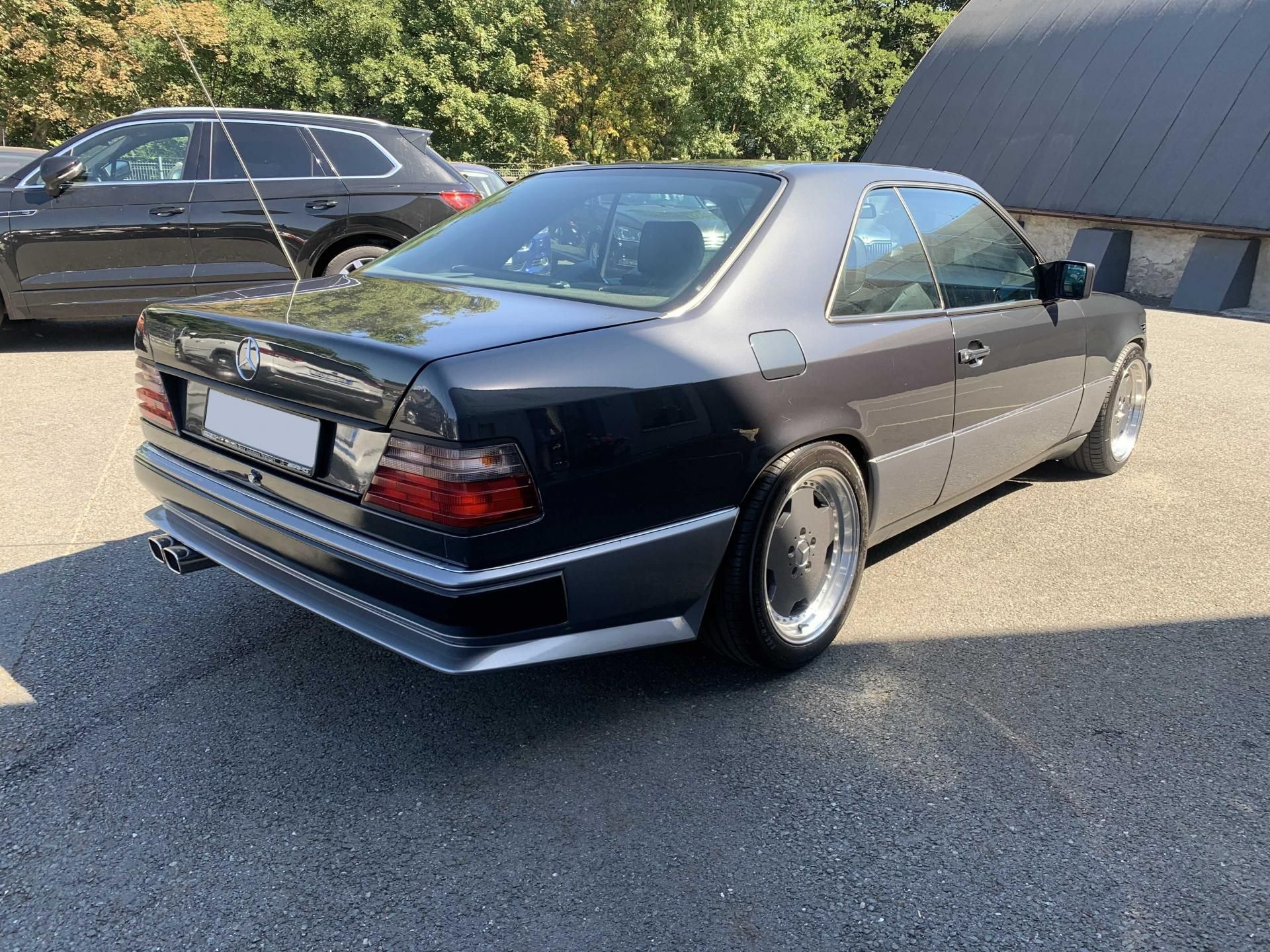 Mercedes-Benz 124, 300 TURBODIESEL OM603 - fotka 4