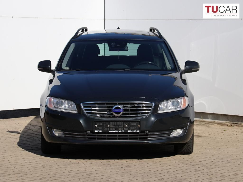 Volvo V70, 2.0 Diesel Automat Kombi - fotka 3