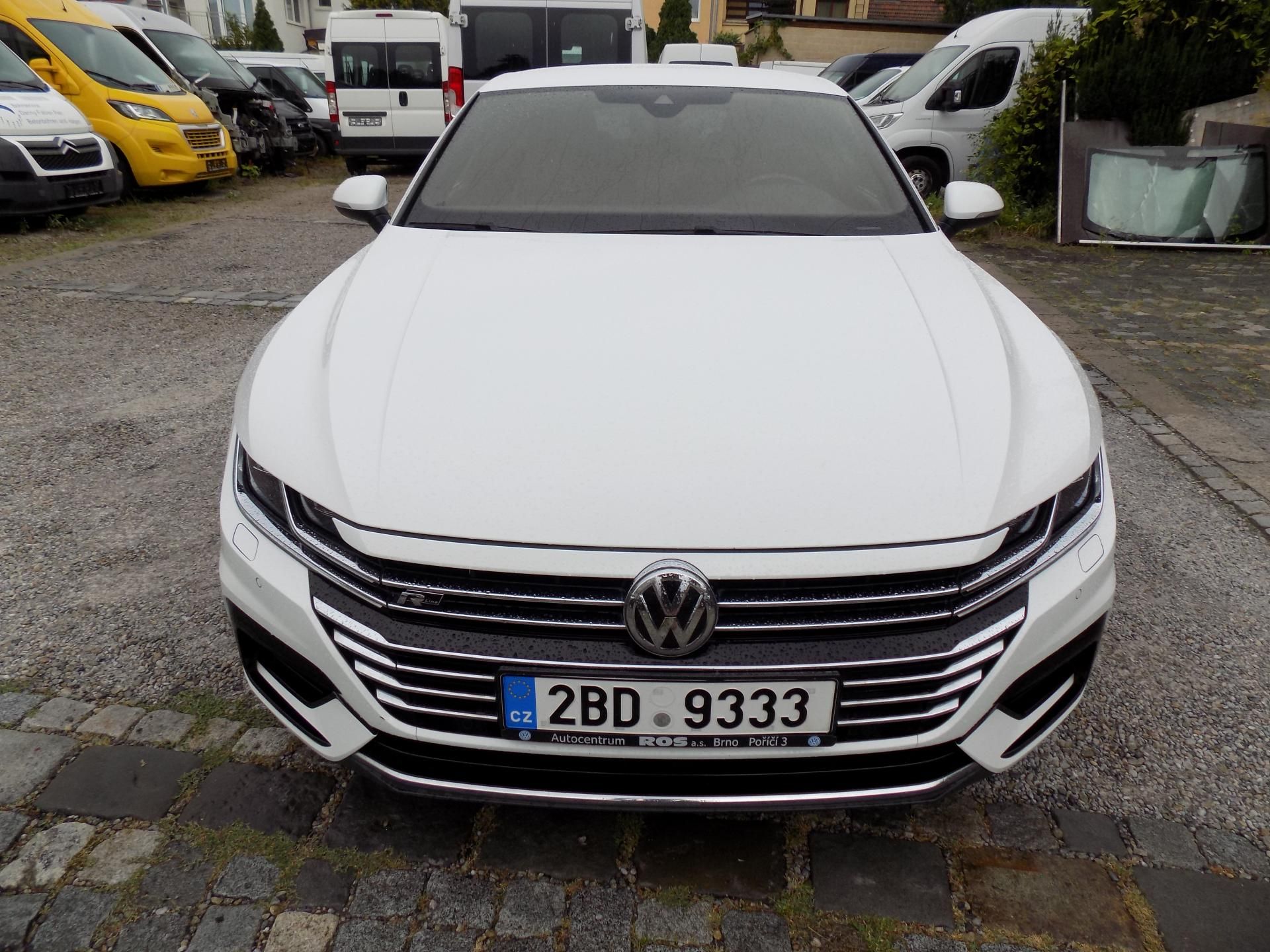 Volkswagen Arteon, 2,0TSI 200 KW DSG R-LINE ČR - fotka 3