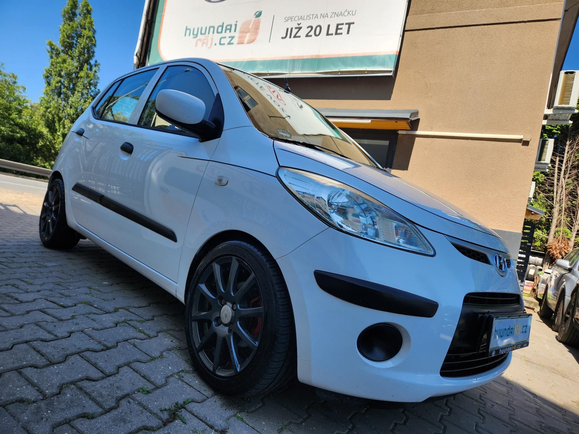 Hyundai i10, 1.0-KAMERA-KLIMA - fotka 2