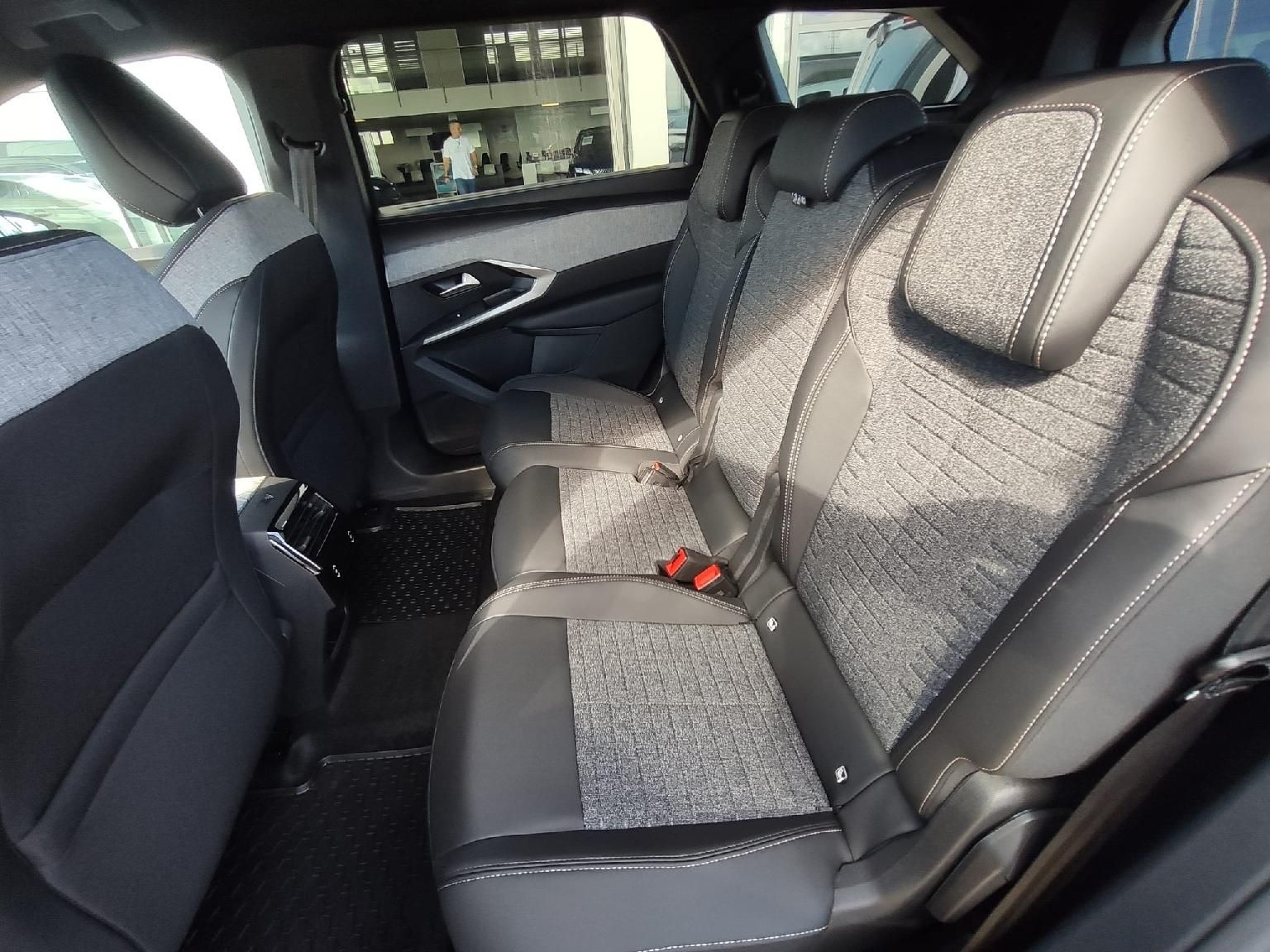 Peugeot 5008, ALLURE Hybrid 145 e-AUT6 NAVI - fotka 5