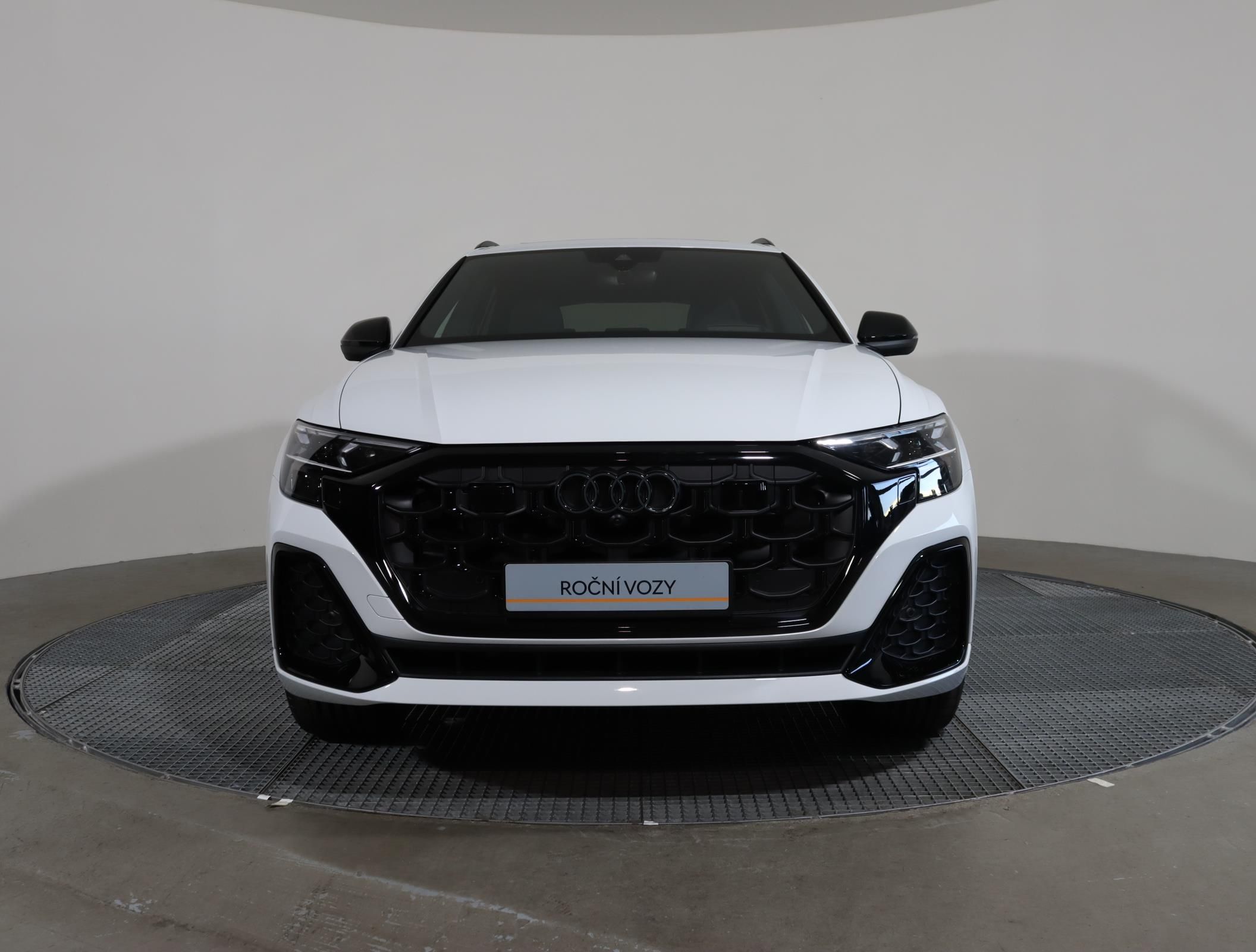 Audi Q8, 50 TDI quattro - fotka 5