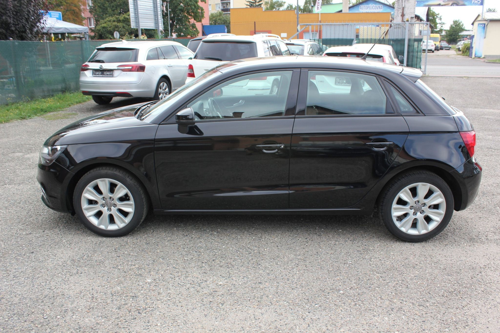 Audi A1, 1.2 TFSI, Sportback, rozvody!! - fotka 4