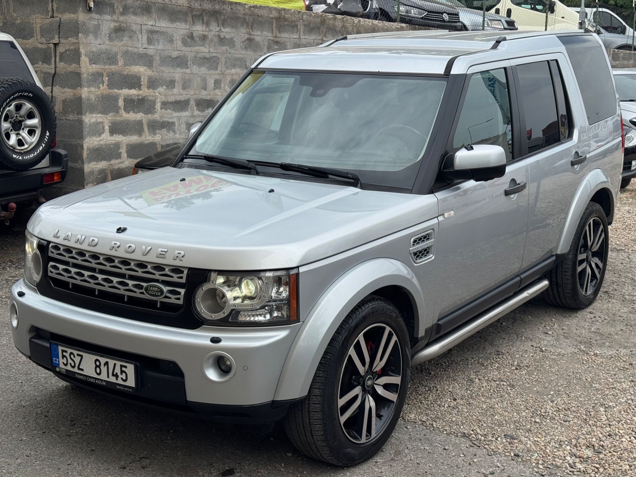Land Rover Discovery, 3.0,FACELIFT,TAŽNÉ,7MÍST,KŮŽE - fotka 3