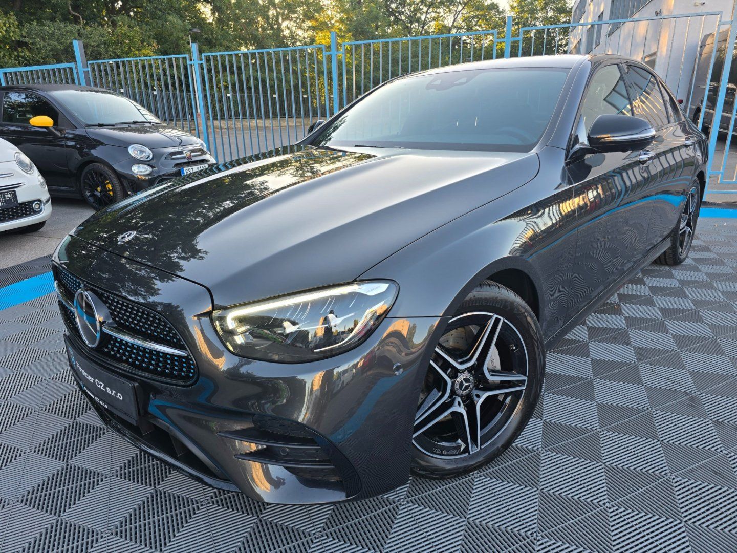 Mercedes-Benz Třídy E, 220d/147KW/2022/AMG/360°/2.MAJ