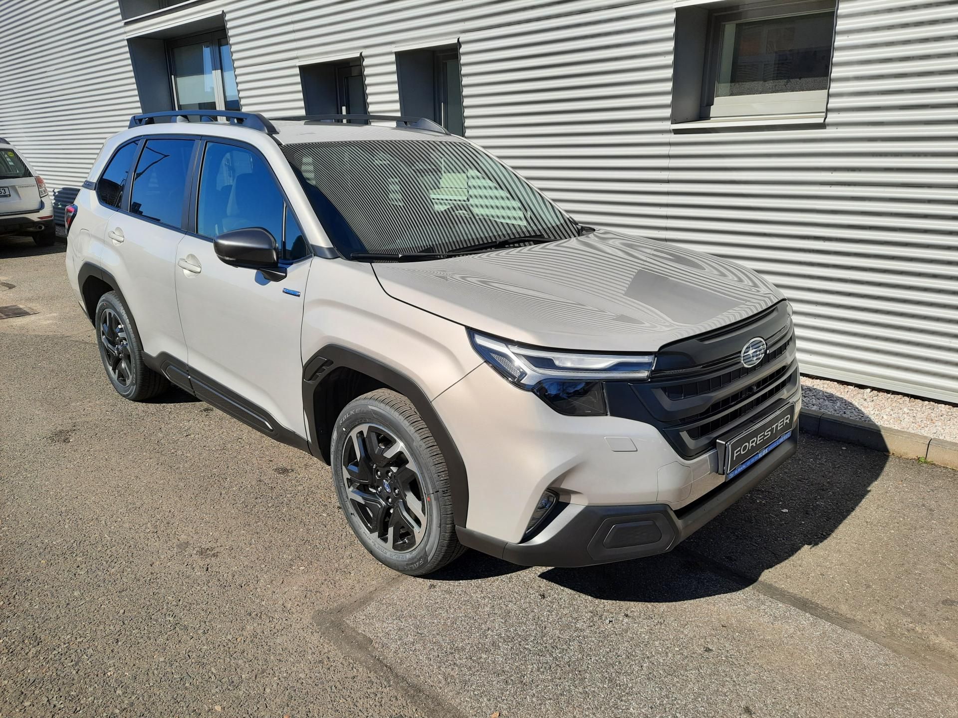 Subaru Forester, NOVÝ FORESTER 2,0i TOURING - fotka 6