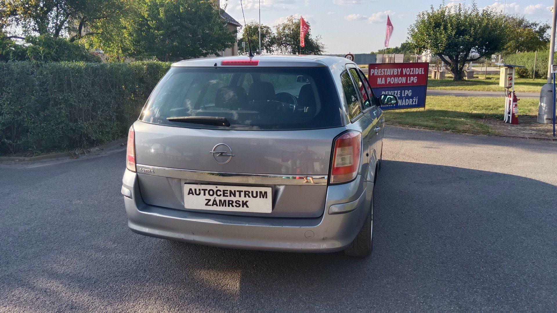 Opel Astra, 1.4 66 Kw - fotka 3