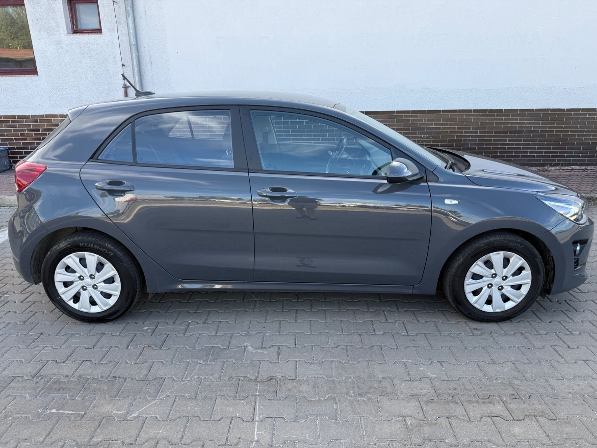 Kia Rio, 1.2i ČR, 1.majitel - fotka 5