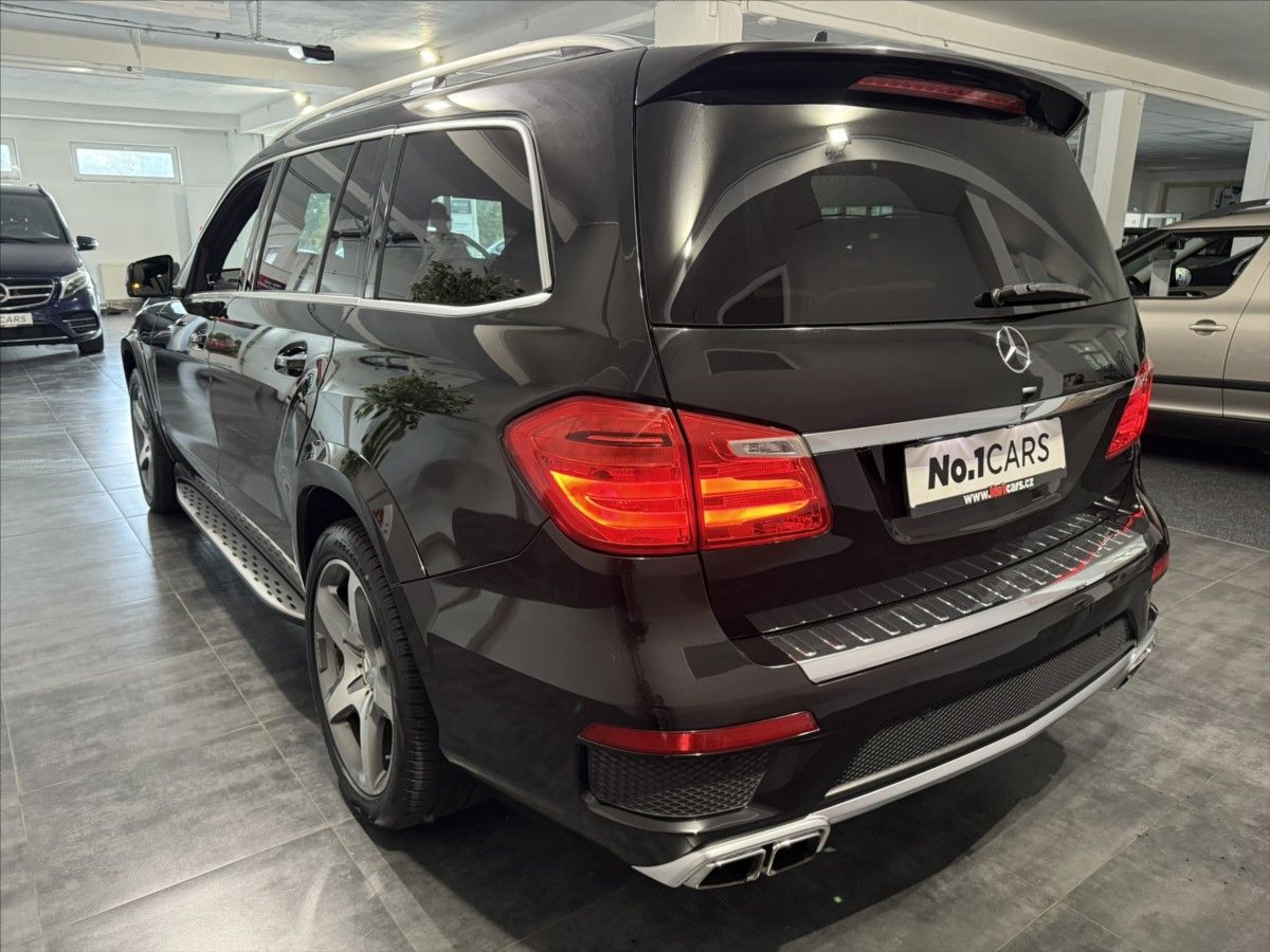 Mercedes-Benz GL, 5,5   63 AMG BANG &OLUFSEN - fotka 4