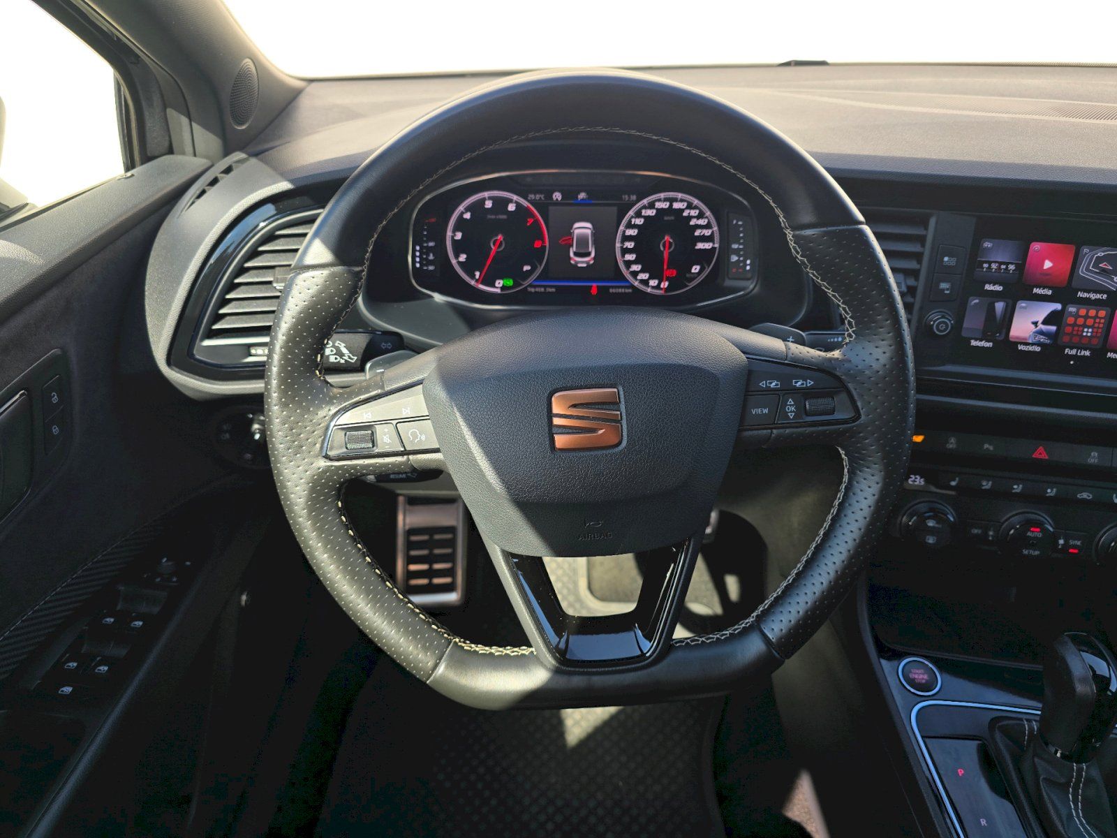 Cupra Leon, 2,0TSI 221KW DSG 4X4 CUPRA - fotka 6