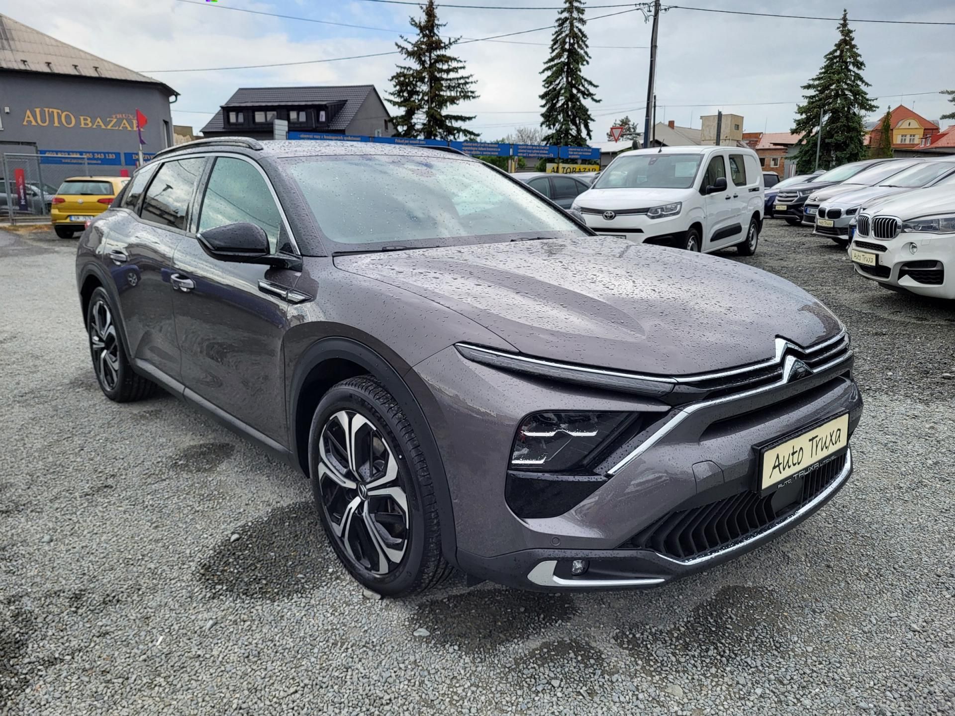 Citroën C5 X, 1.6 Hybrid 225k EAT8 MAX - fotka 6
