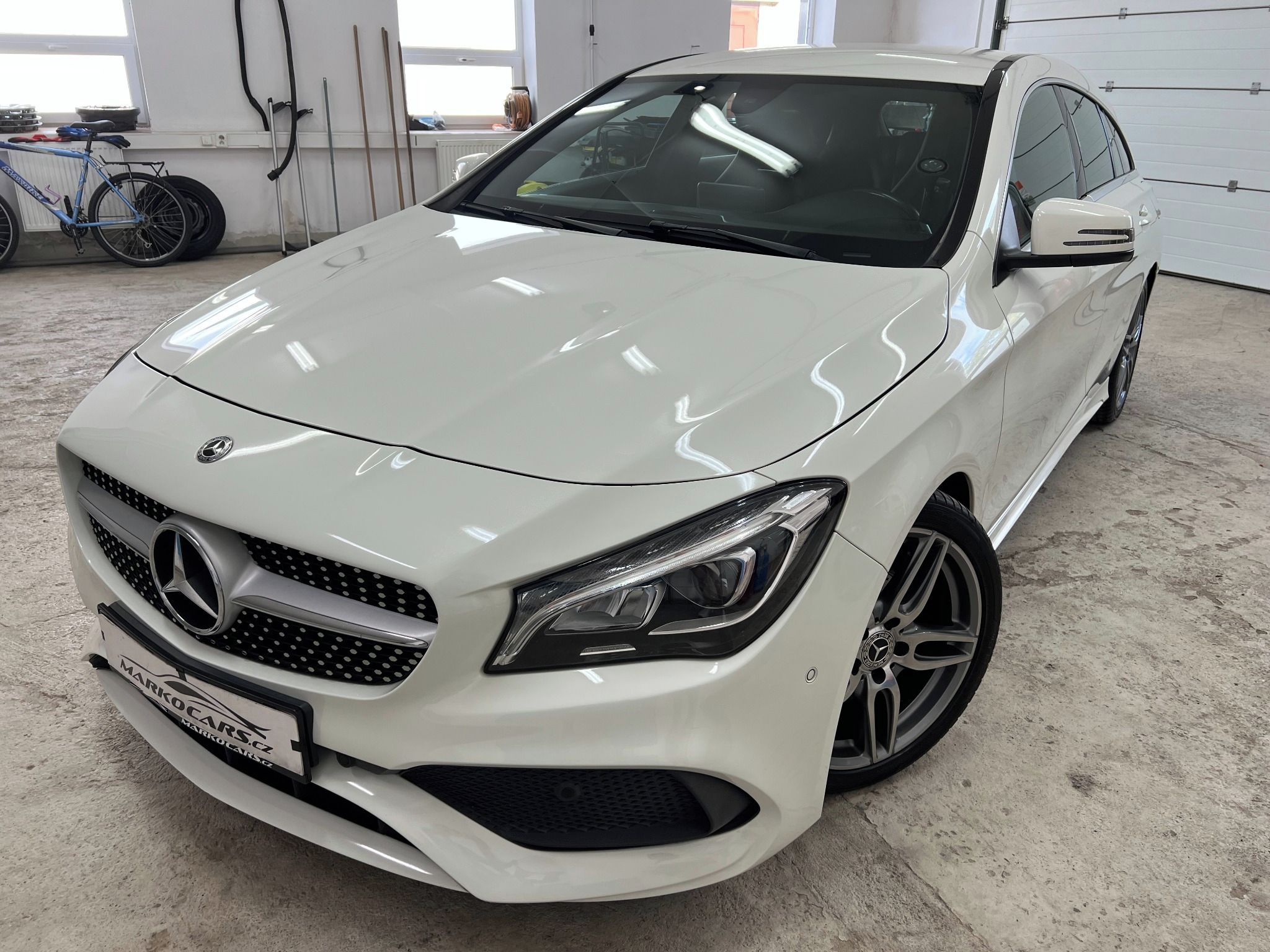 Mercedes-Benz CLA, 180 AMG SHOOTING BRAKE KŮŽE