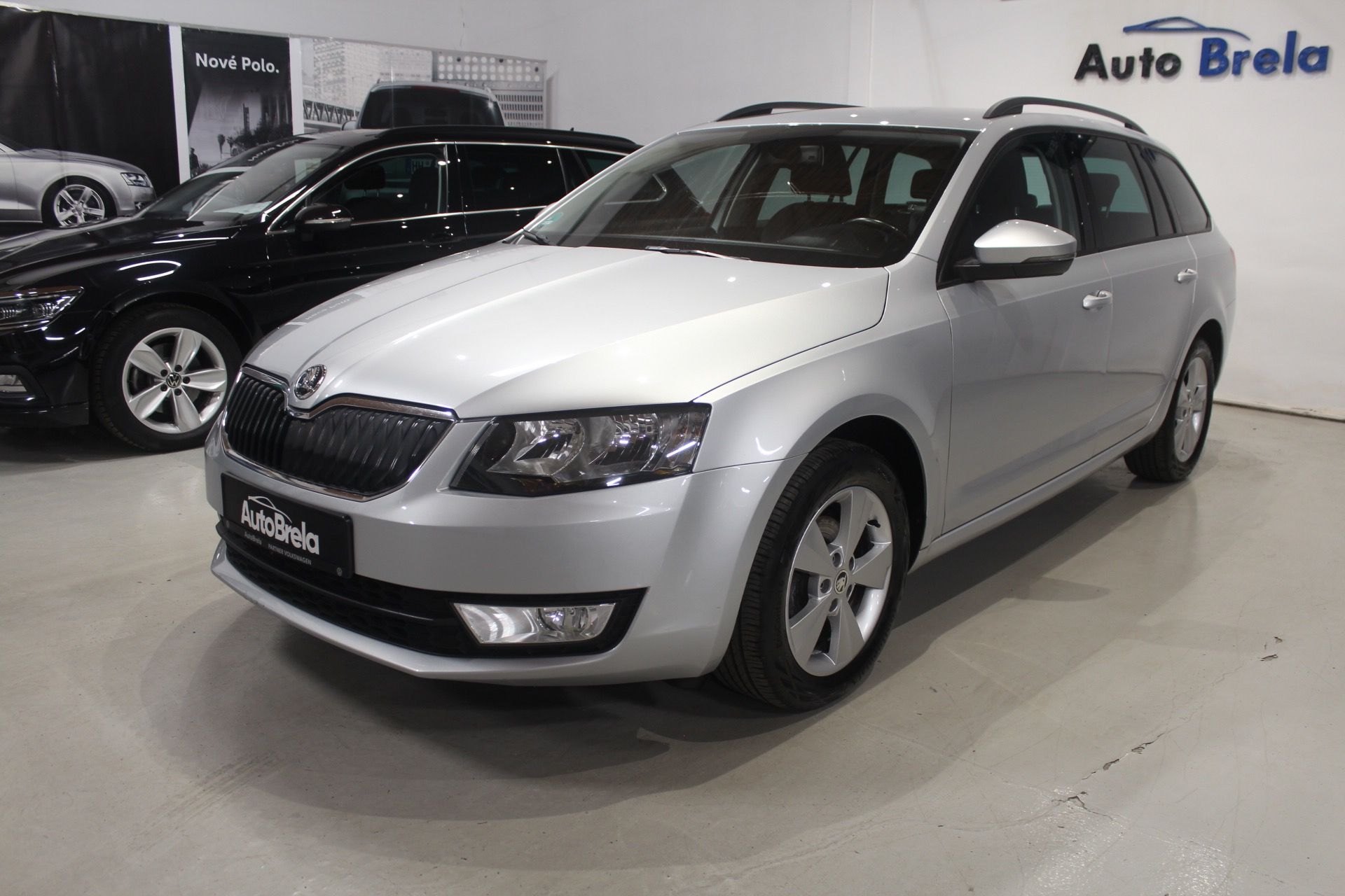 Škoda Octavia, 1.6TDI Navi Tažné Elegance - fotka 6