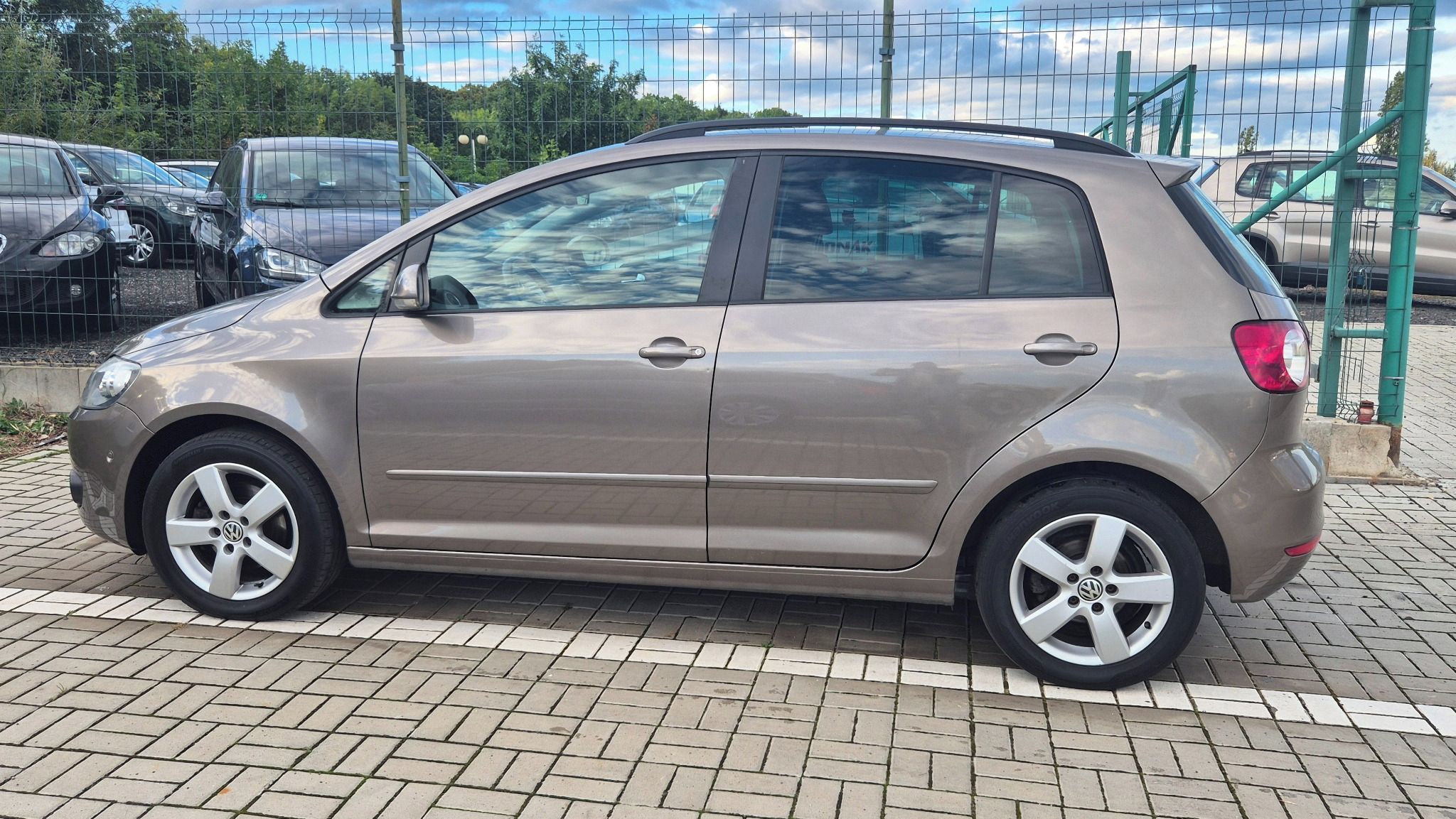 Volkswagen Golf Plus, 1.2i  SERVISKA - fotka 5